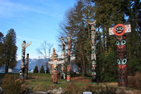 070202154411_group_of_totems_in_stanley_park