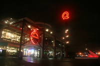 051111185831_the_q_of_lonsdale_quay